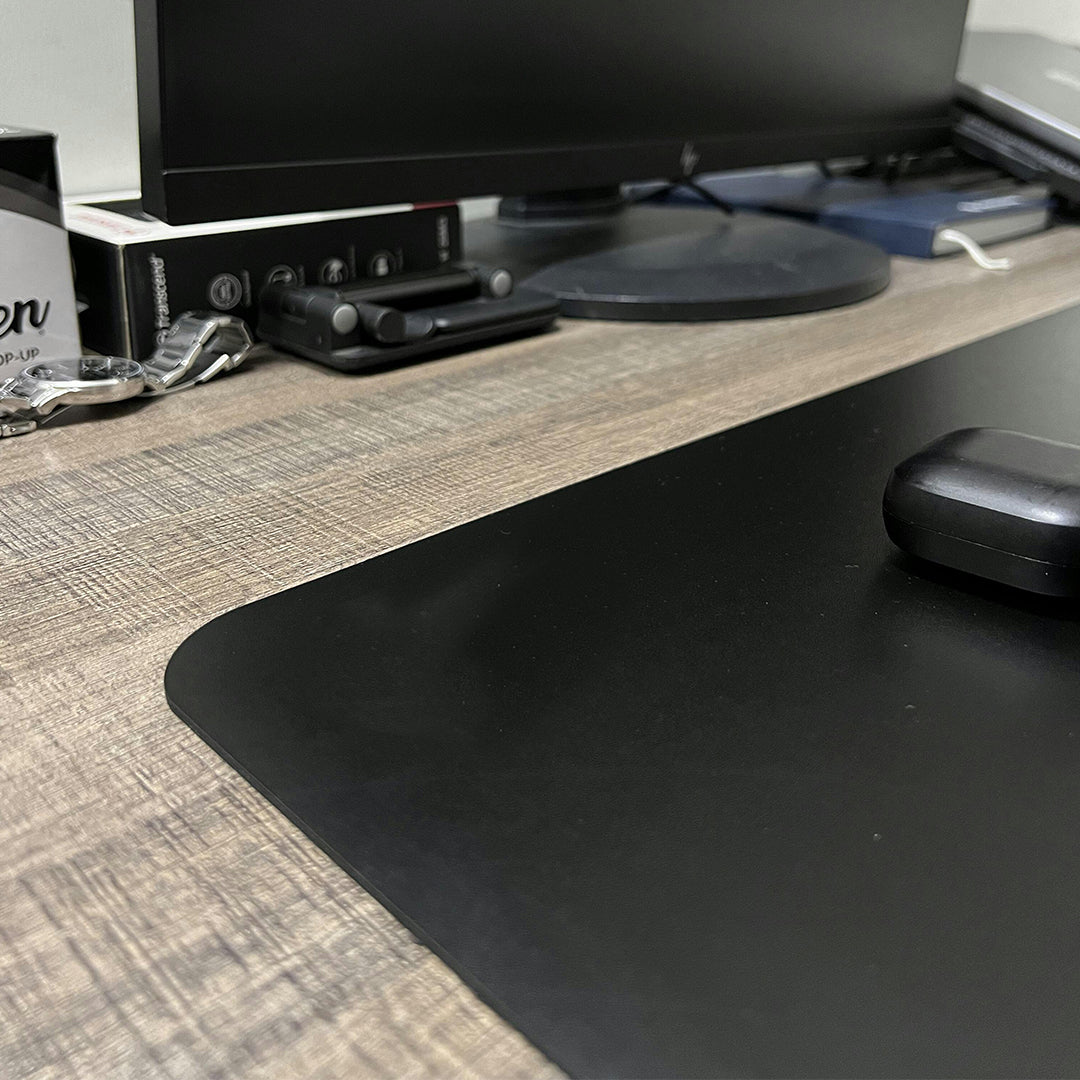 DESK MAT MAROON