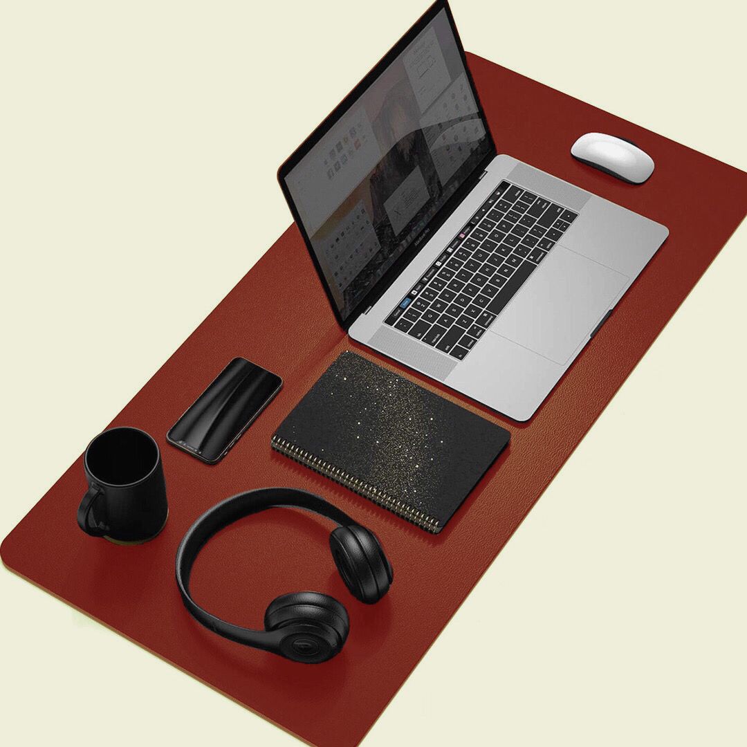 DESK MAT MAROON