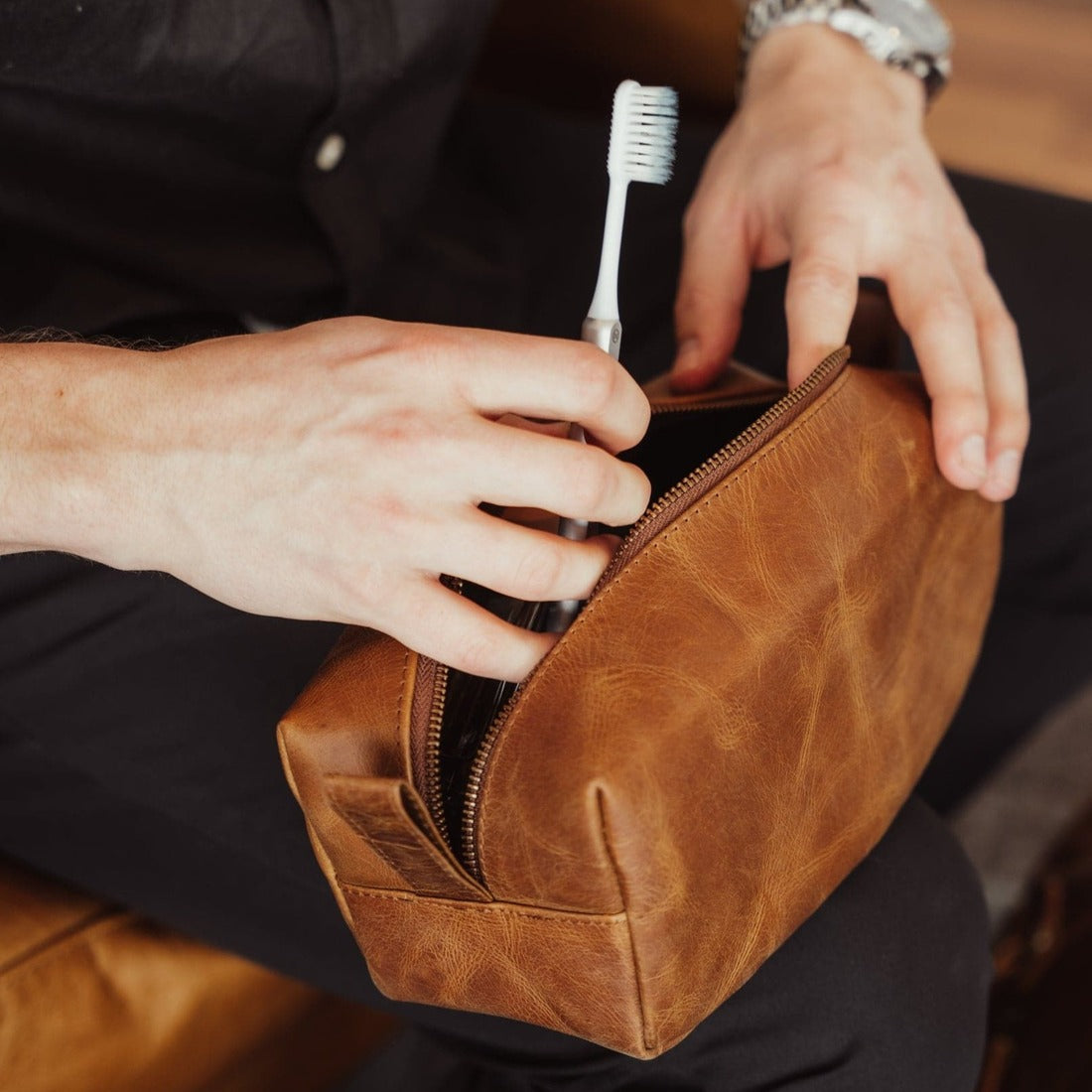 Leather Dopp Kit - Saddle Brown